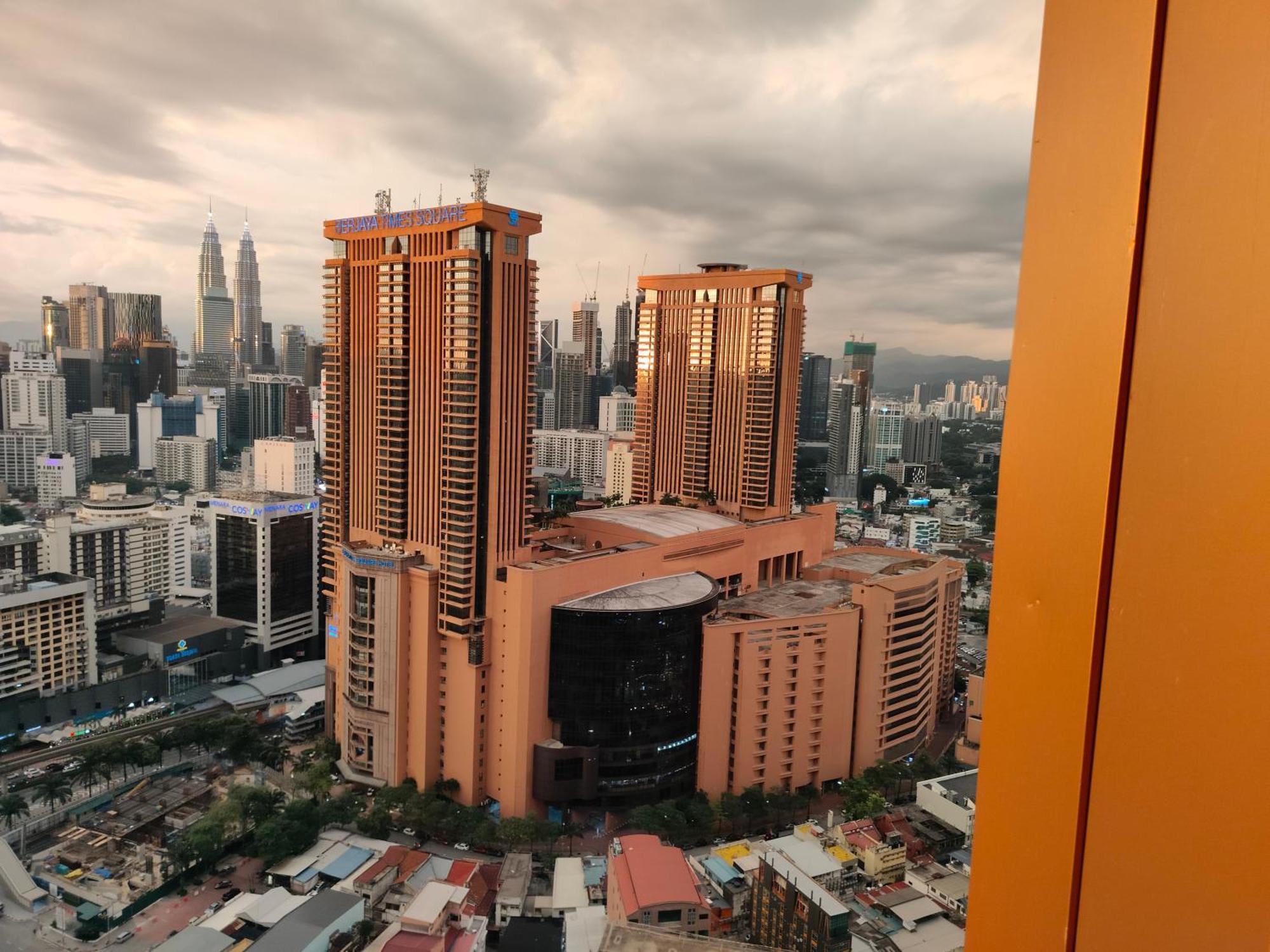 Lucentia Residence Bbcc @ Lalaport Kuala Lumpur Exterior foto